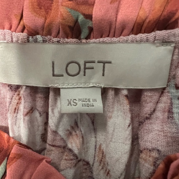 Loft Sleeveless Pink Pull Over Floral Top Size XS - Picture 3 of 5